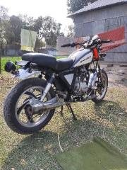 CG125